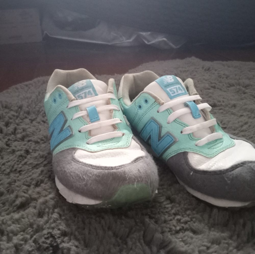 New balance sneakers
